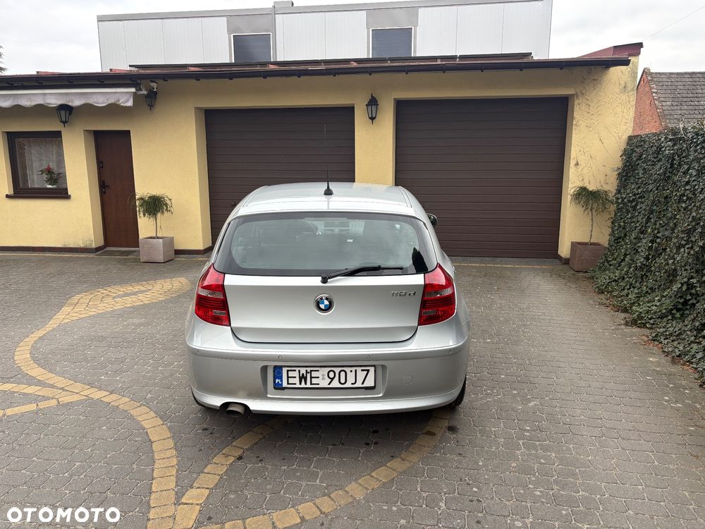 BMW Seria 1 116d DPF - 3