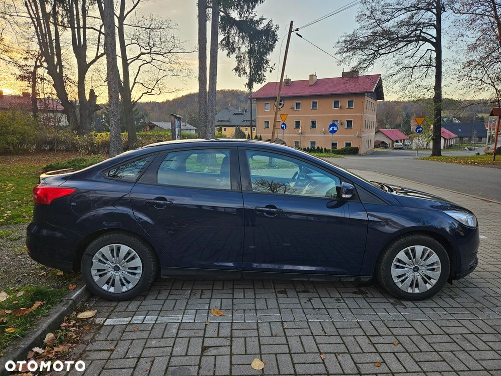 Ford Focus 1.6 Trend - 5