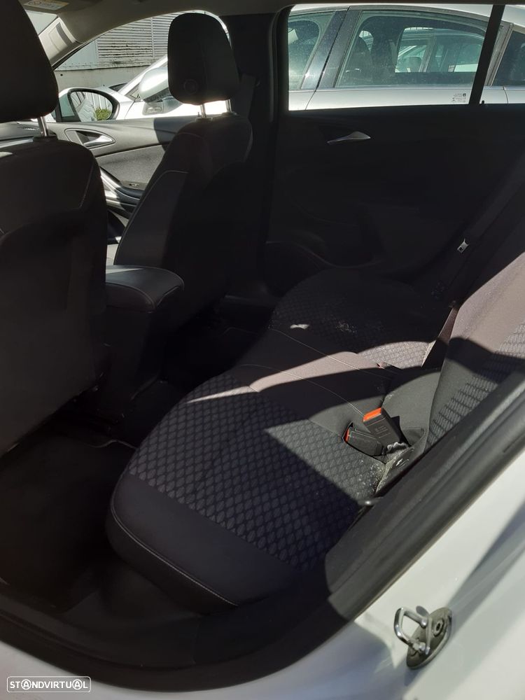 Opel Astra Sports Tourer 1.6 CDTI Ecotec Edition S/S - 11