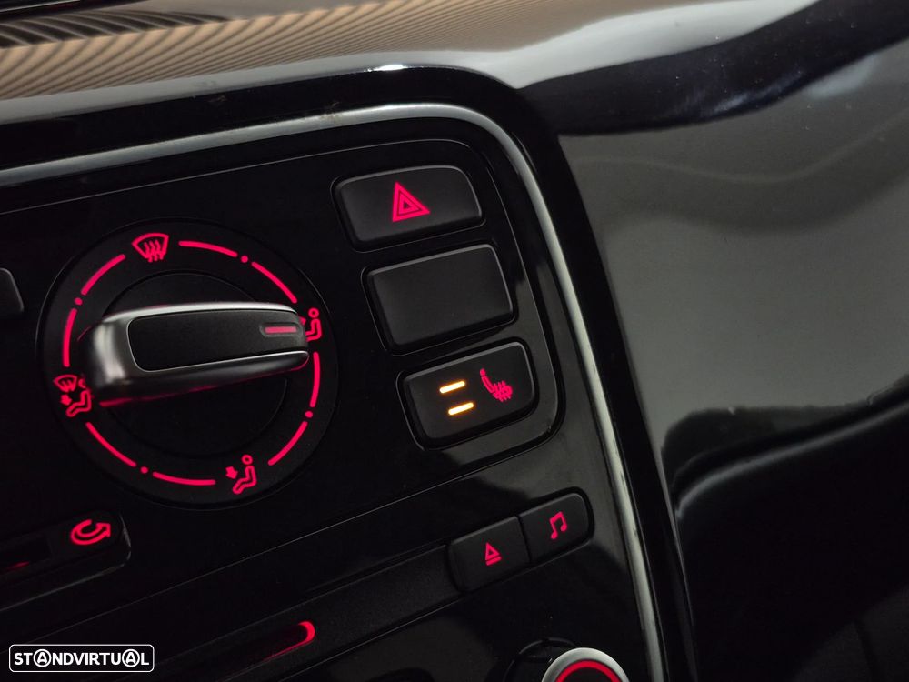 VW Up! 1.0 BMT Move Auto - 12