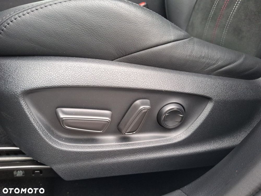 Toyota C-HR 1.8 Hybrid GPF GR Sport - 15