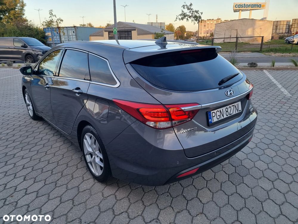 Hyundai i40 1.6 CRDi Premium DCT - 4