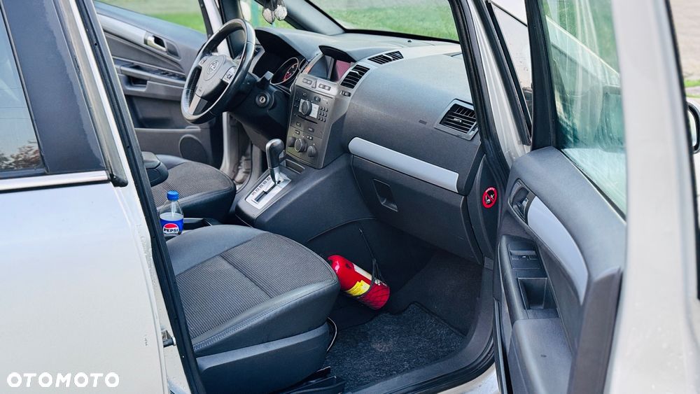 Opel Zafira 1.9 CDTI Sport ActiveSelect - 8