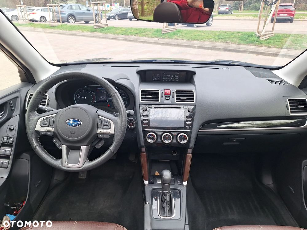 Subaru Forester 2.0 XT Platinum Lineartronic - 31