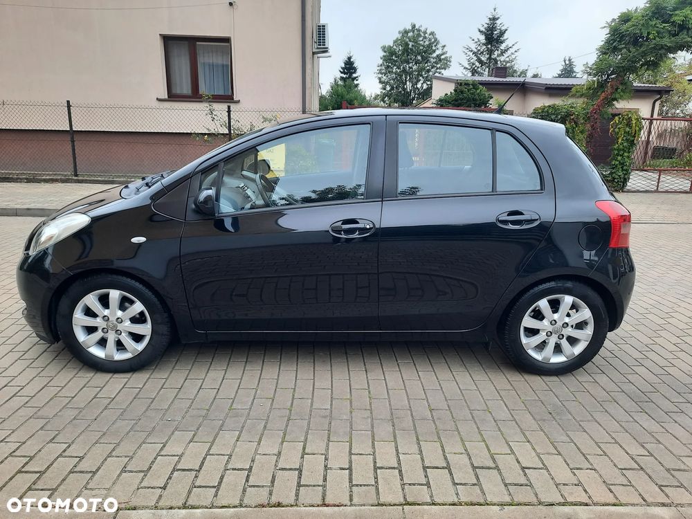 Toyota Yaris 1.3 Sol Premium - 5