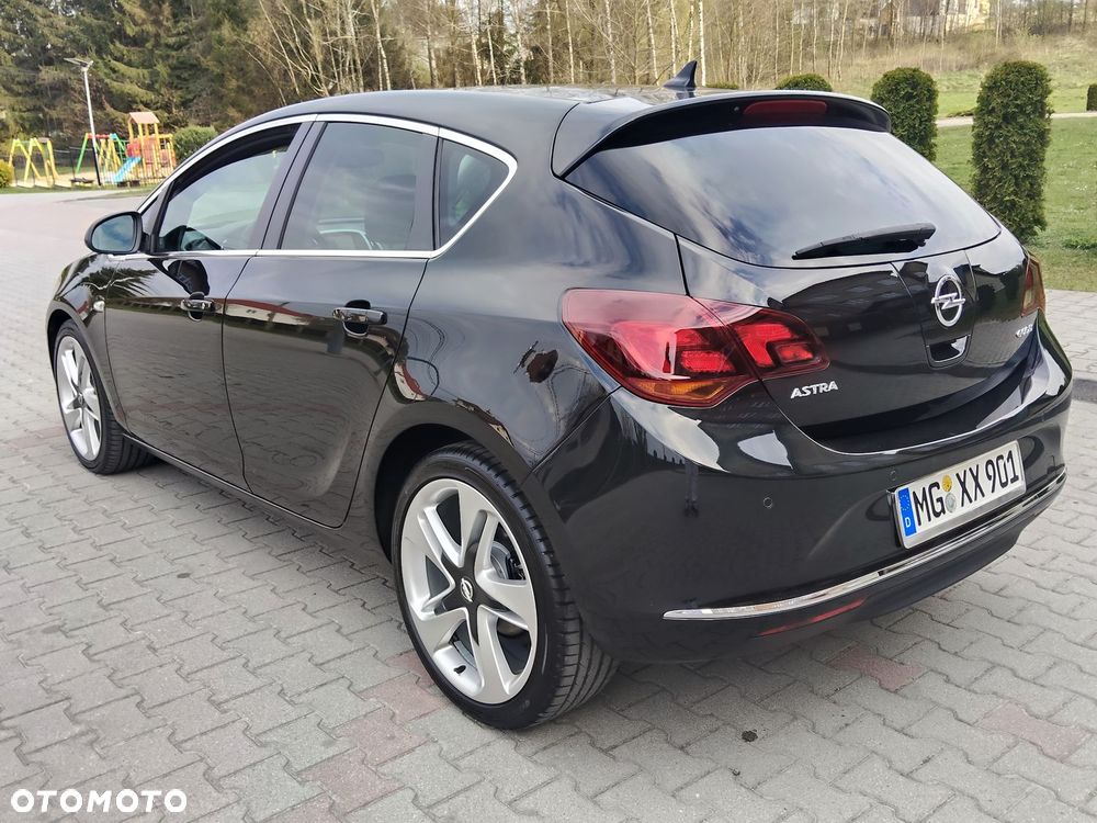 Opel Astra 1.6 Cosmo - 12