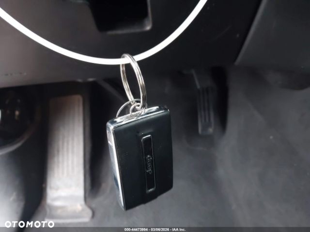 Jeep Grand Cherokee - 15