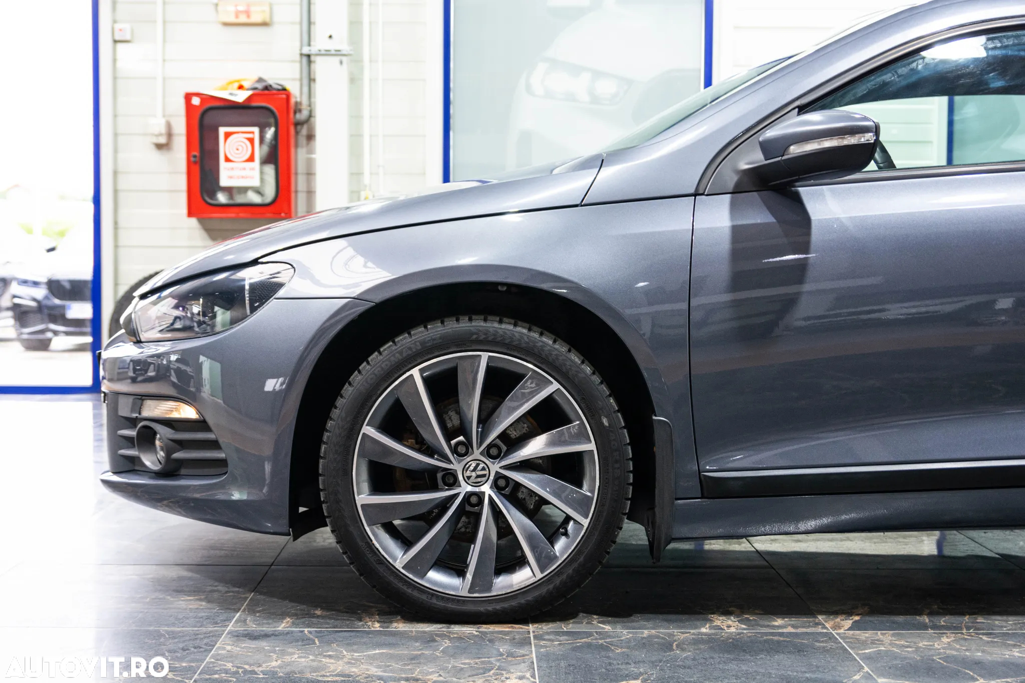 Volkswagen Scirocco 2.0 TSI DSG - 9