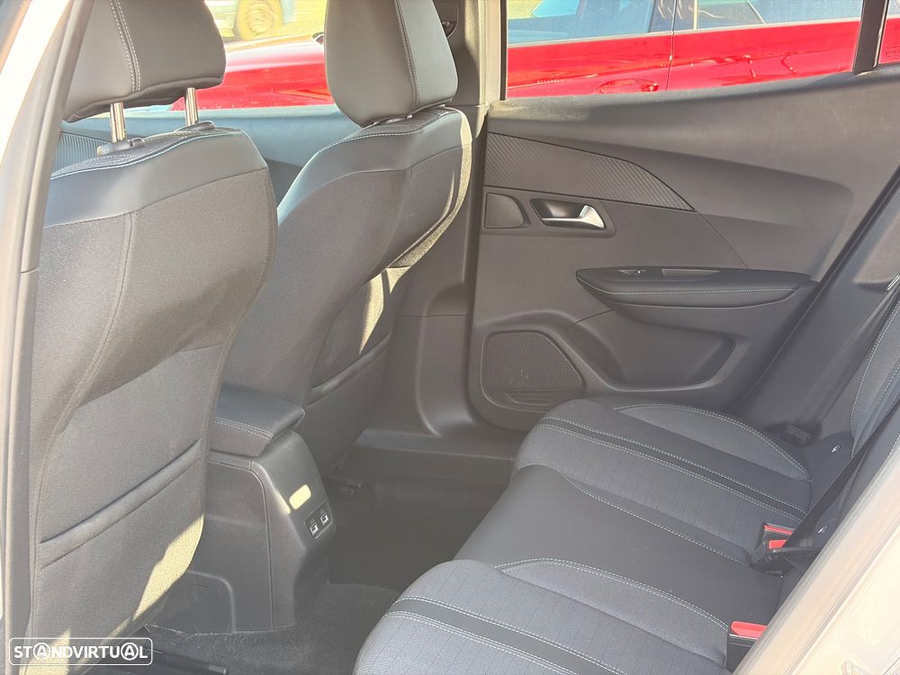 Peugeot e-2008 50 kWh Allure Pack - 24