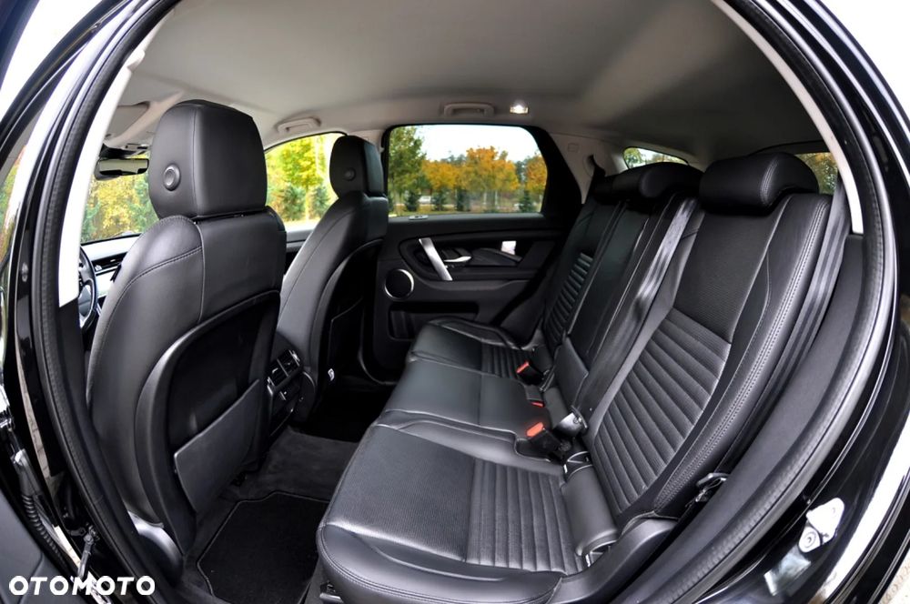 Land Rover Discovery Sport 2.0 TD4 HSE Luxury - 23