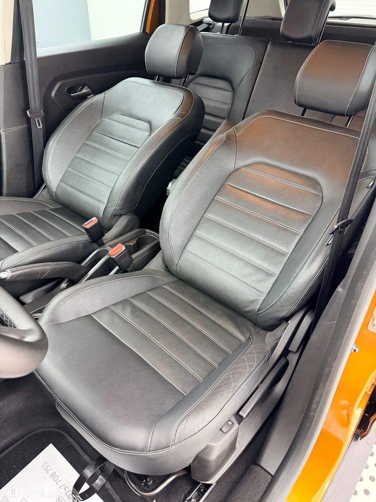 Dacia Duster TCe 100 Essential - 17