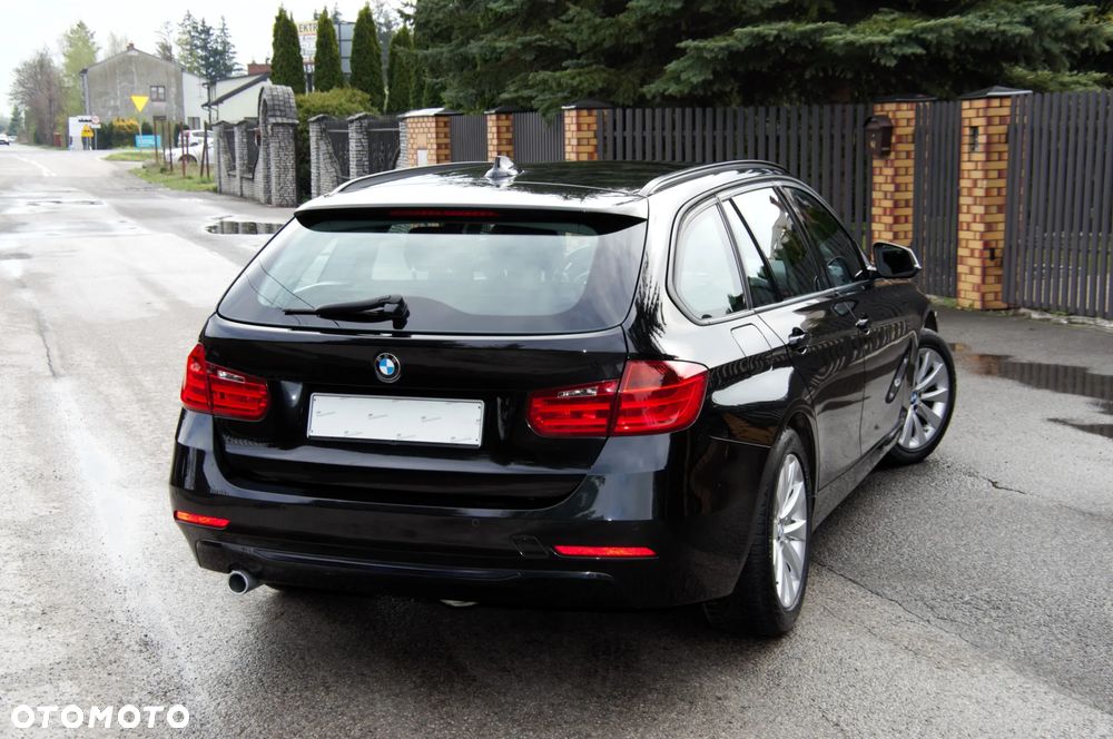 BMW Seria 3 316i Sport Line - 25