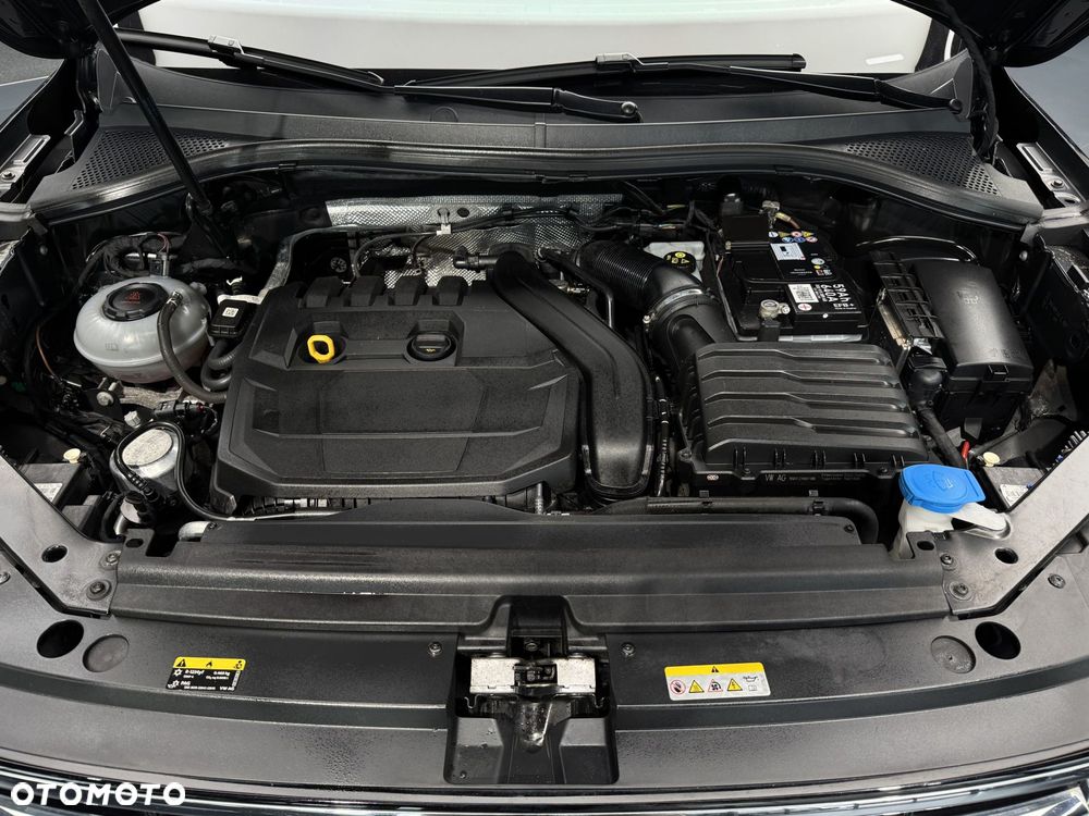 Volkswagen Tiguan 1.5 eTSI Elegance DSG - 23