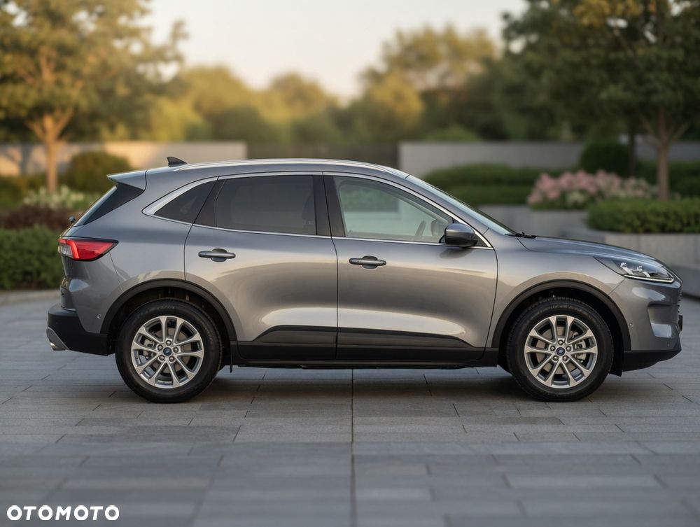 Ford Kuga - 4
