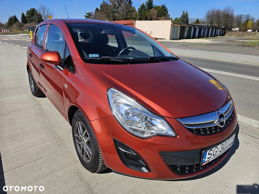 Opel Corsa 1.2 16V Essentia - 8
