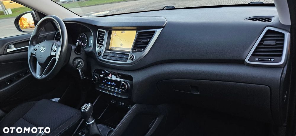 Hyundai Tucson blue 1.7 CRDi 2WD Advantage - 10