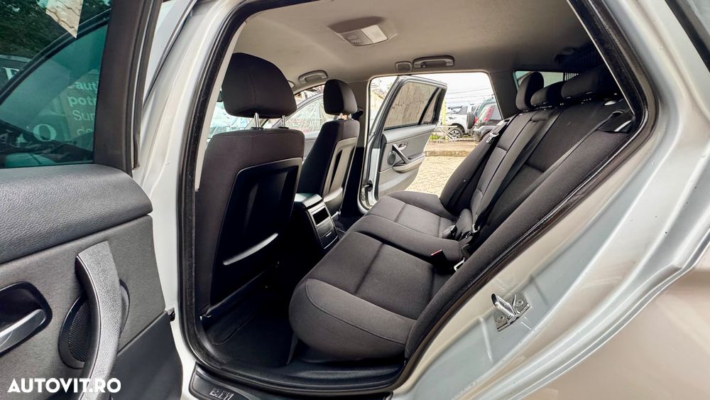 BMW Seria 3 320d - 7