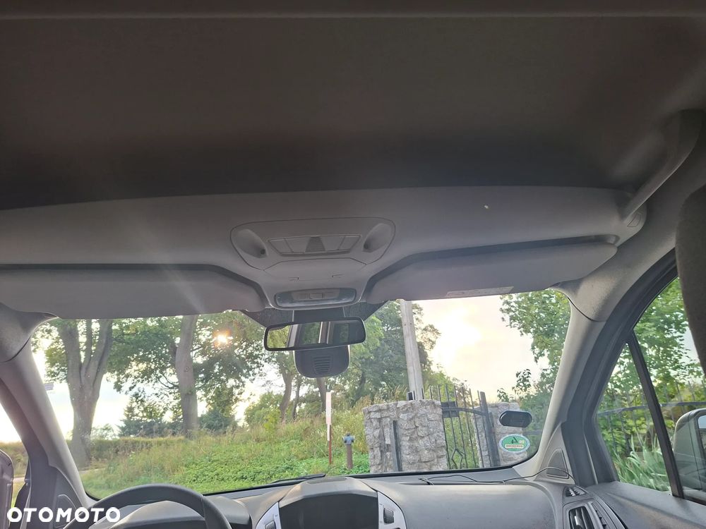 Ford Tourneo Connect Grand - 10