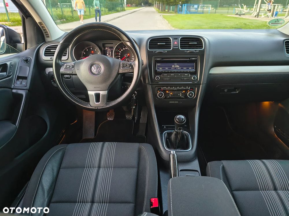 Volkswagen Golf 1.4 MATCH - 11