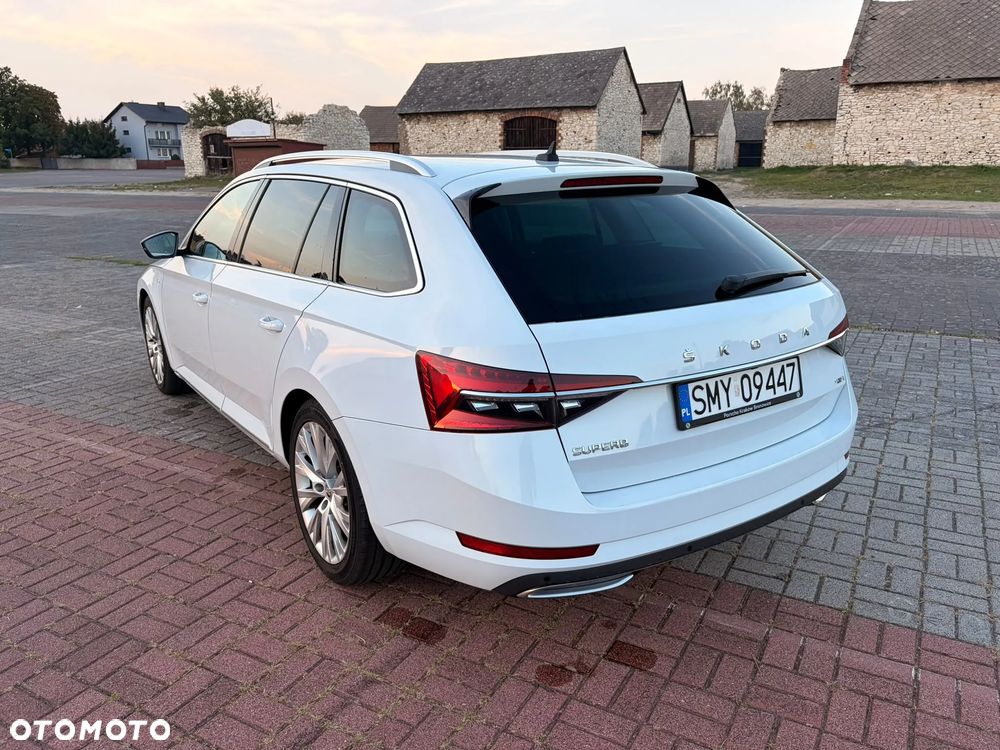 Skoda Superb 2.0 TDI 4x4 L&K DSG - 5