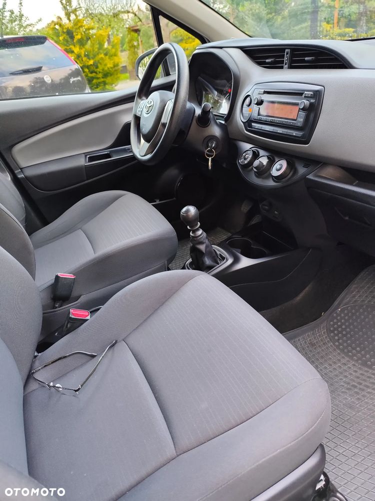 Toyota Yaris 1.4 D-4D Life EU6 - 10