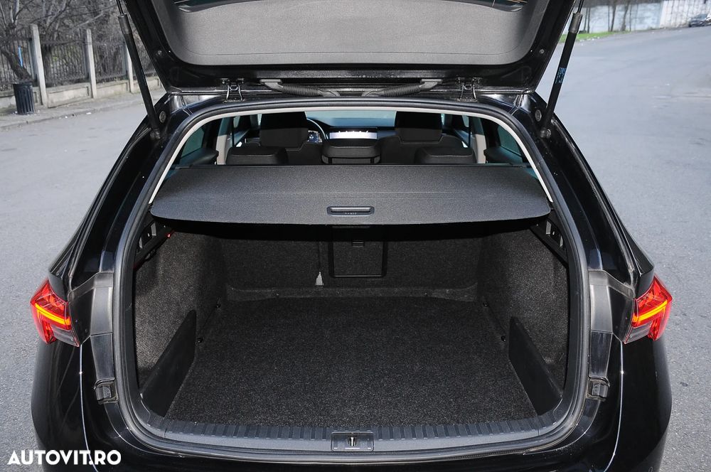 Skoda Octavia 2.0 TDI DSG Tour - 36