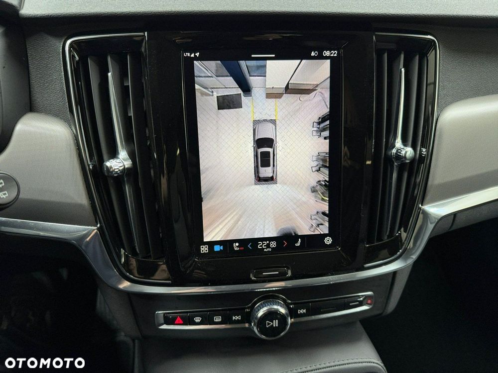 Volvo V90 - 24