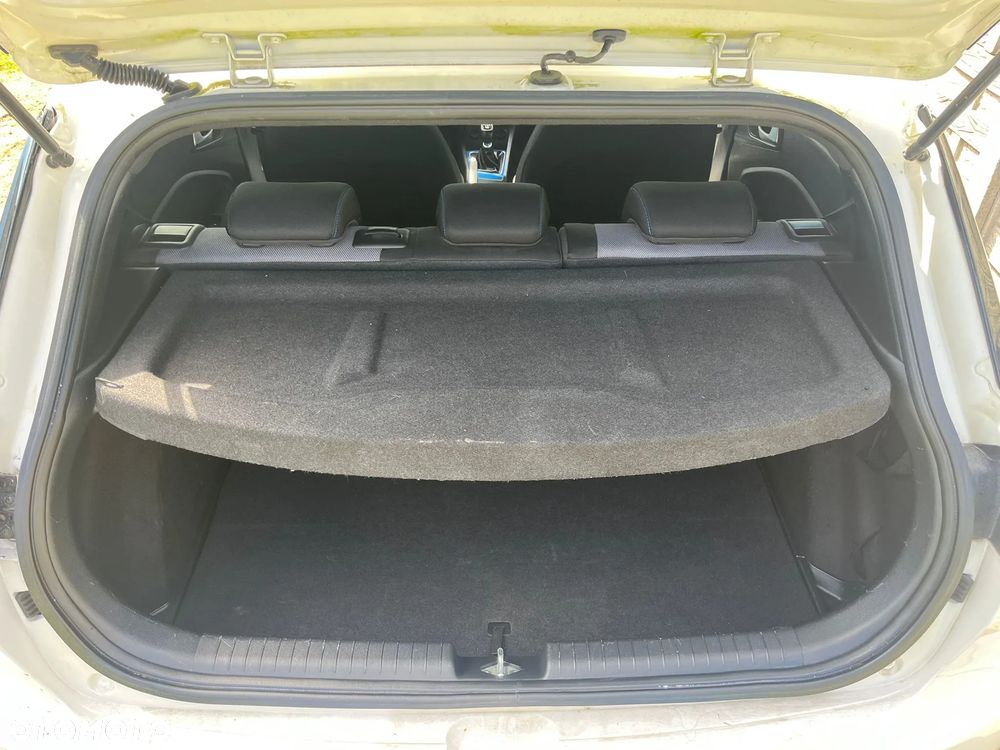 Hyundai i20 - 21