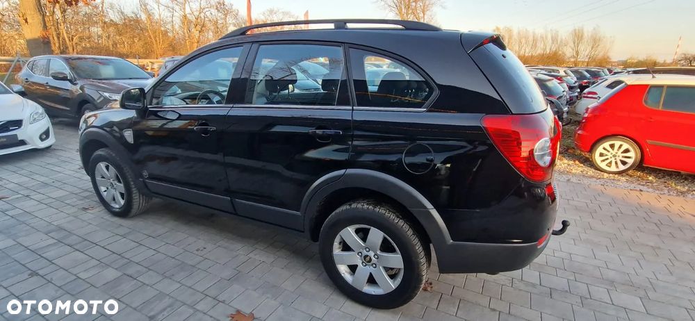 Chevrolet Captiva 2.4 2WD 7 Sitzer LS Family Edition - 4