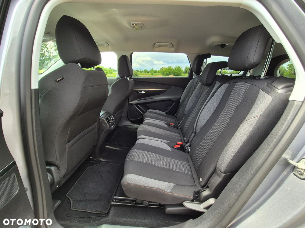 Peugeot 5008 PureTech 130 EAT8 Stop & Start Active - 26