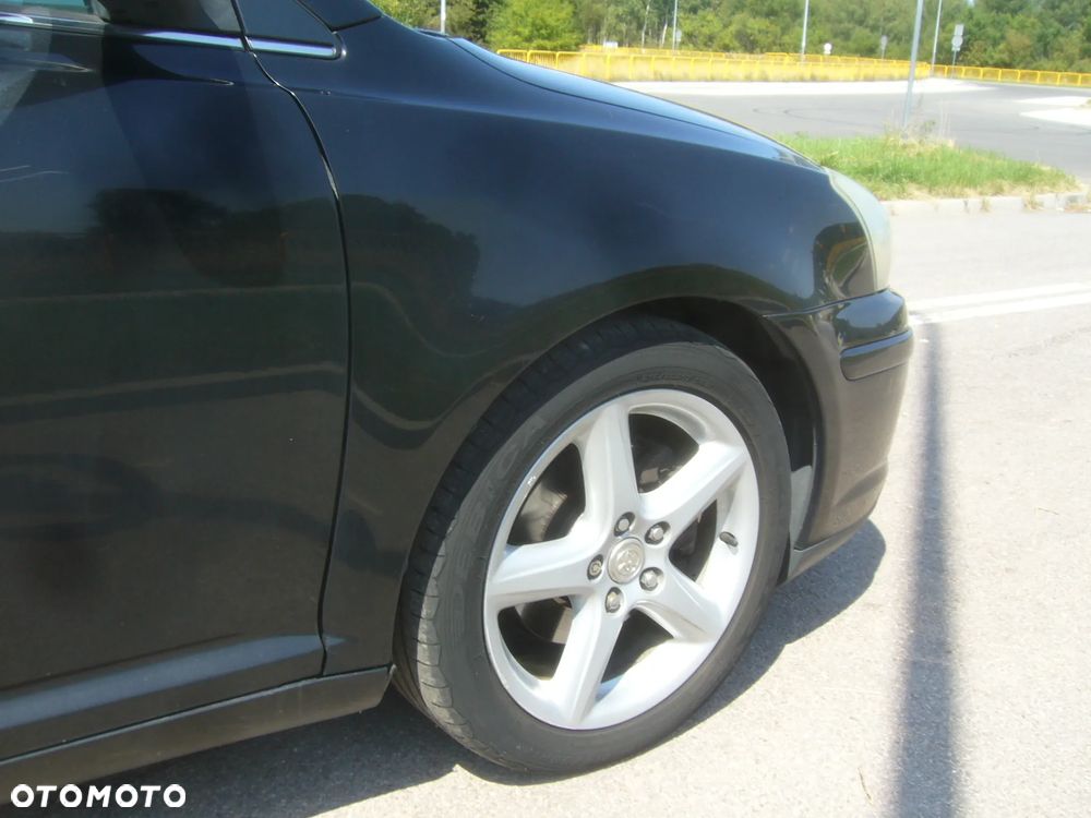 Toyota Avensis 2.2 D-4D Prestige - 14
