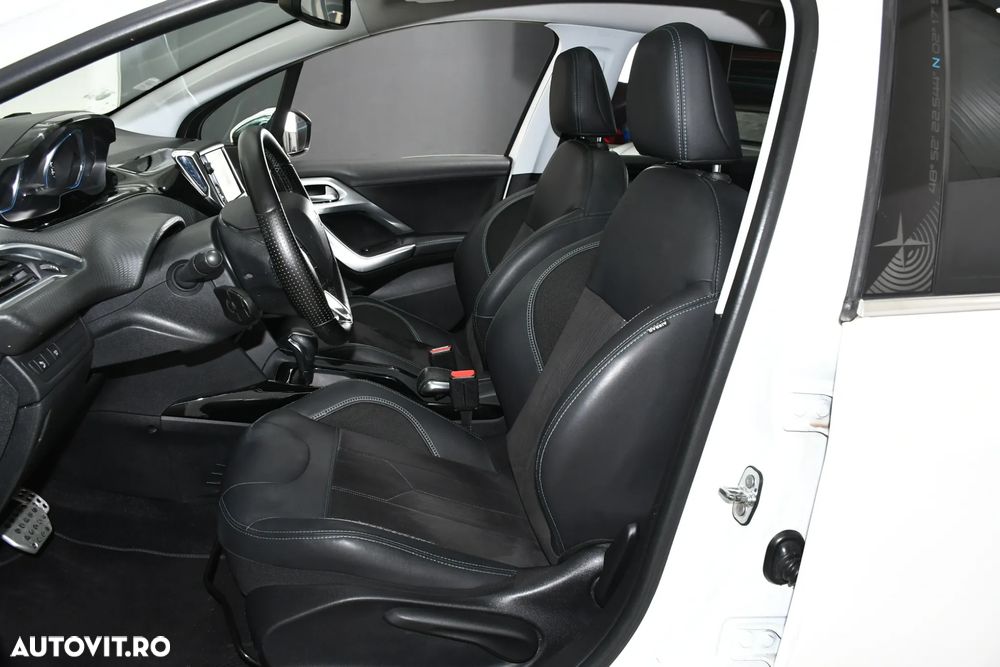 Peugeot 2008 PureTech 110 Stop&Start EAT6 Crossway - 14