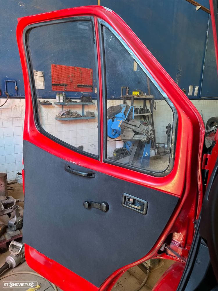 Ford Transit 1992 photo 4
