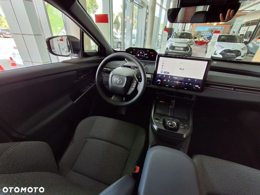 Toyota bZ4X 73.1kWh 4x4 Style - 32