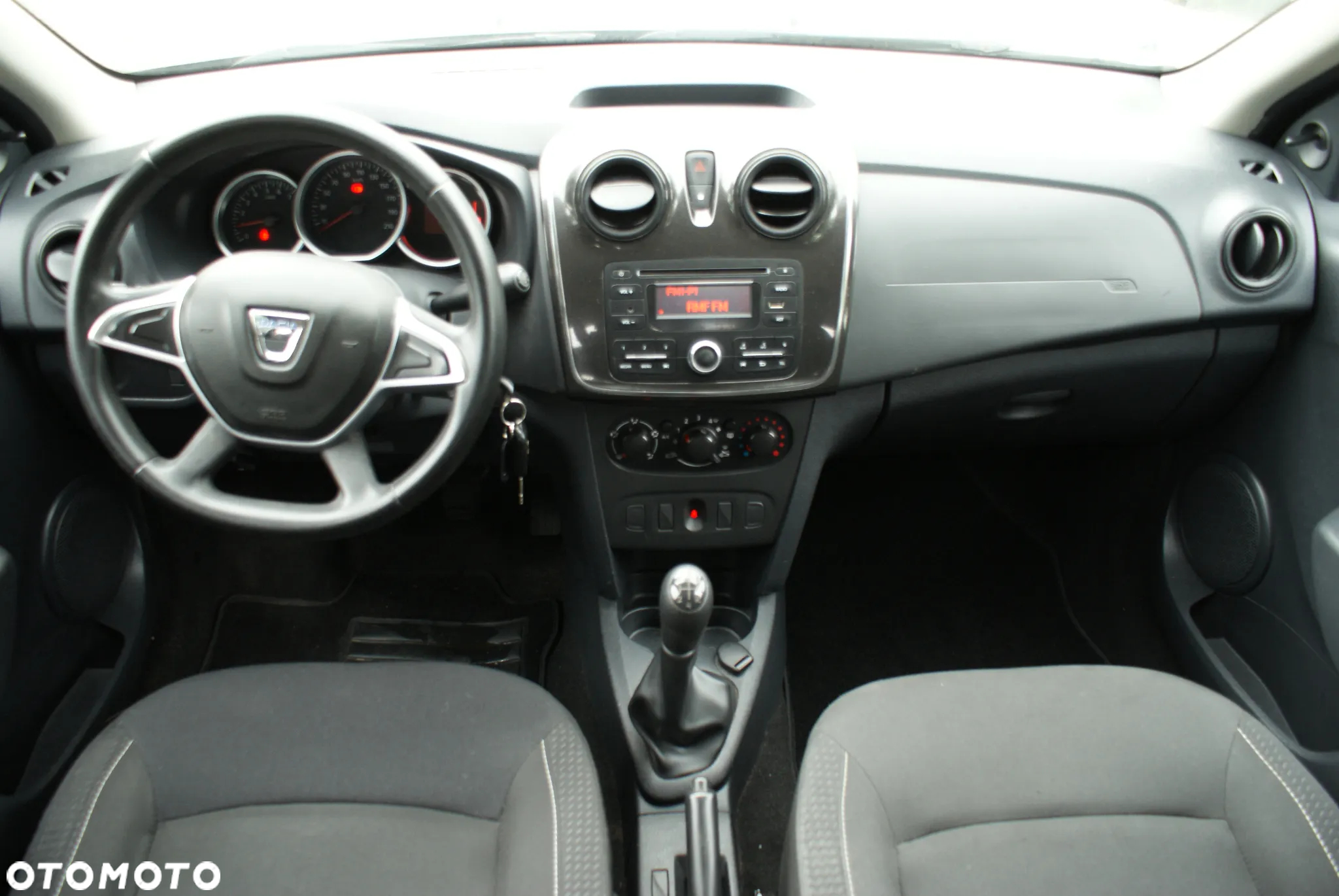Dacia Sandero SCe 75 Acces - 6
