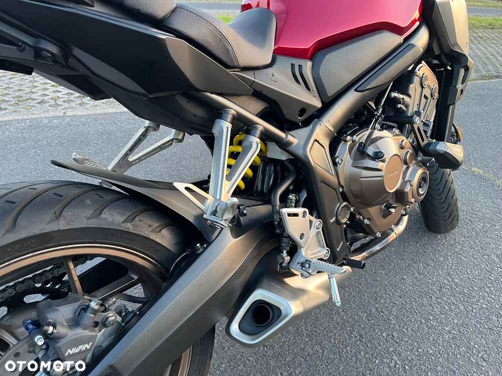 Honda CB - 17