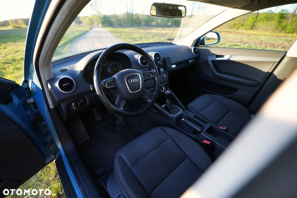 Audi A3 Sportback 1.4 TFSI Attraction - 9