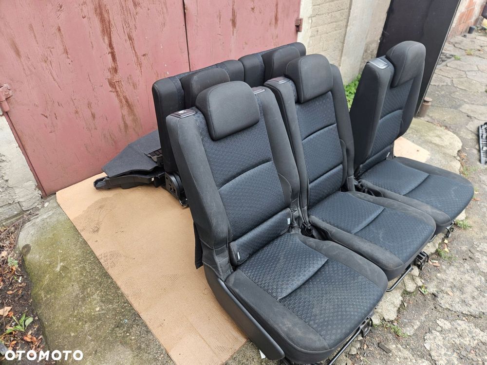 toyota verso 09-17 fotele tył pasy śruby - 3