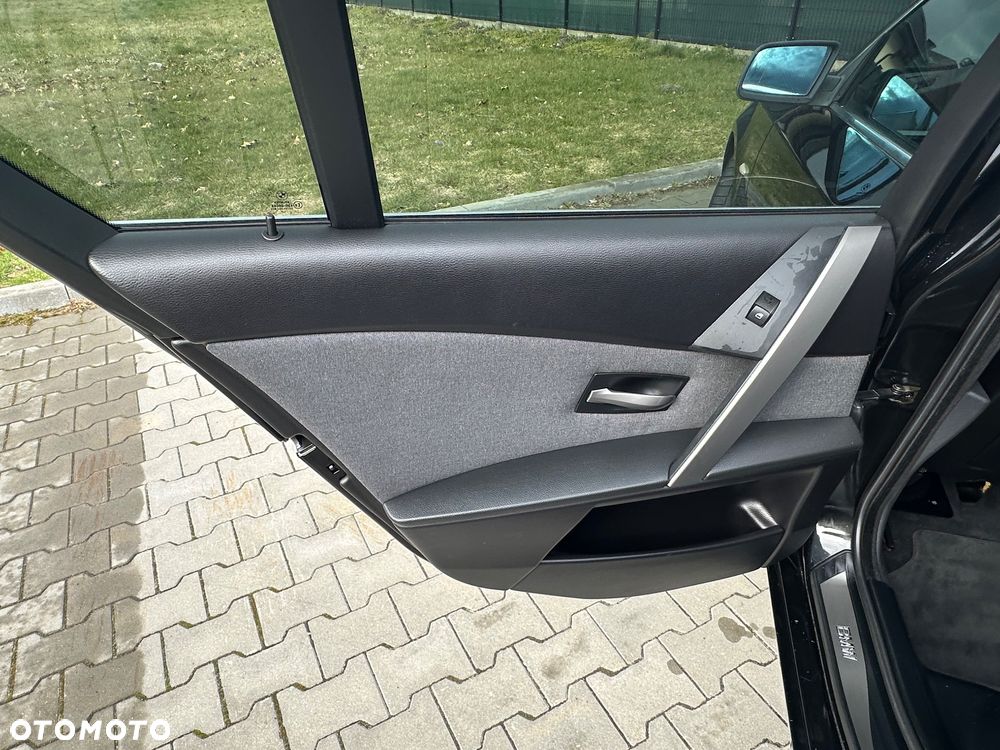 BMW Seria 5 - 22