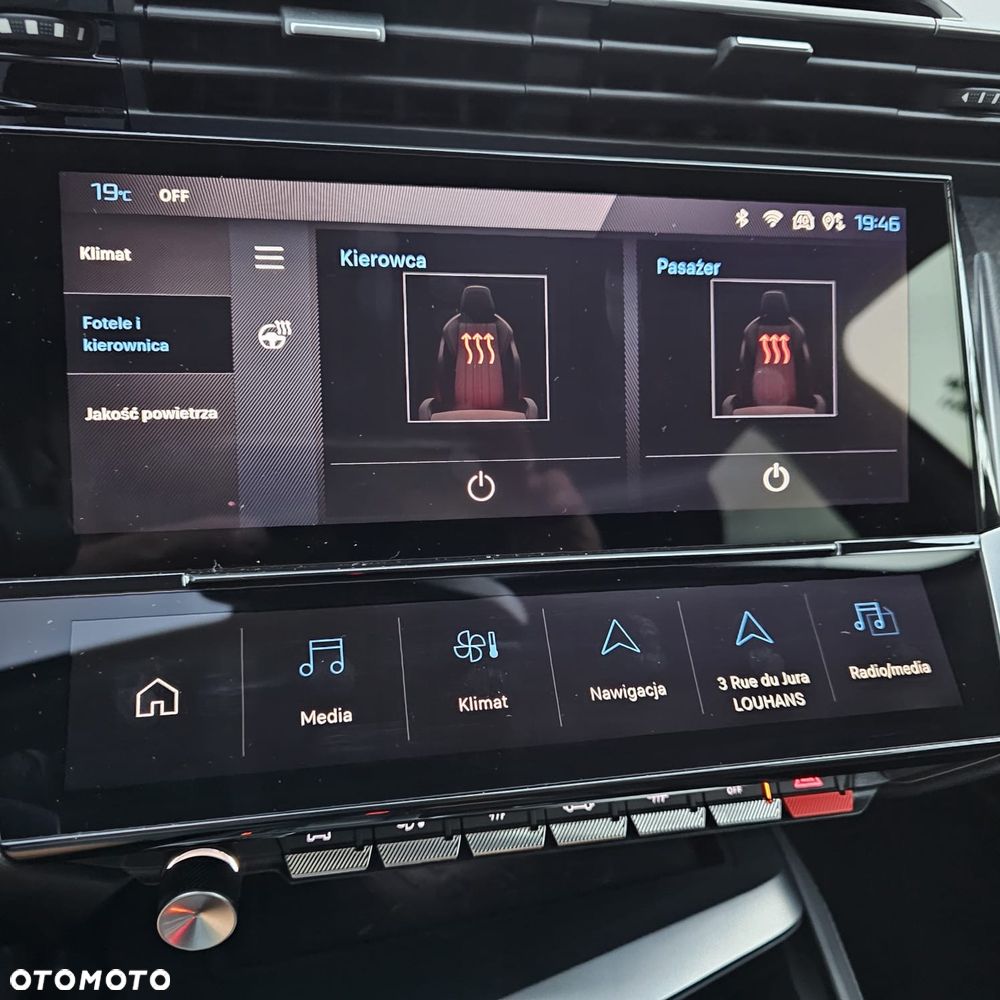 Peugeot 308 1.2 PureTech Allure Pack S&S EAT8 - 32