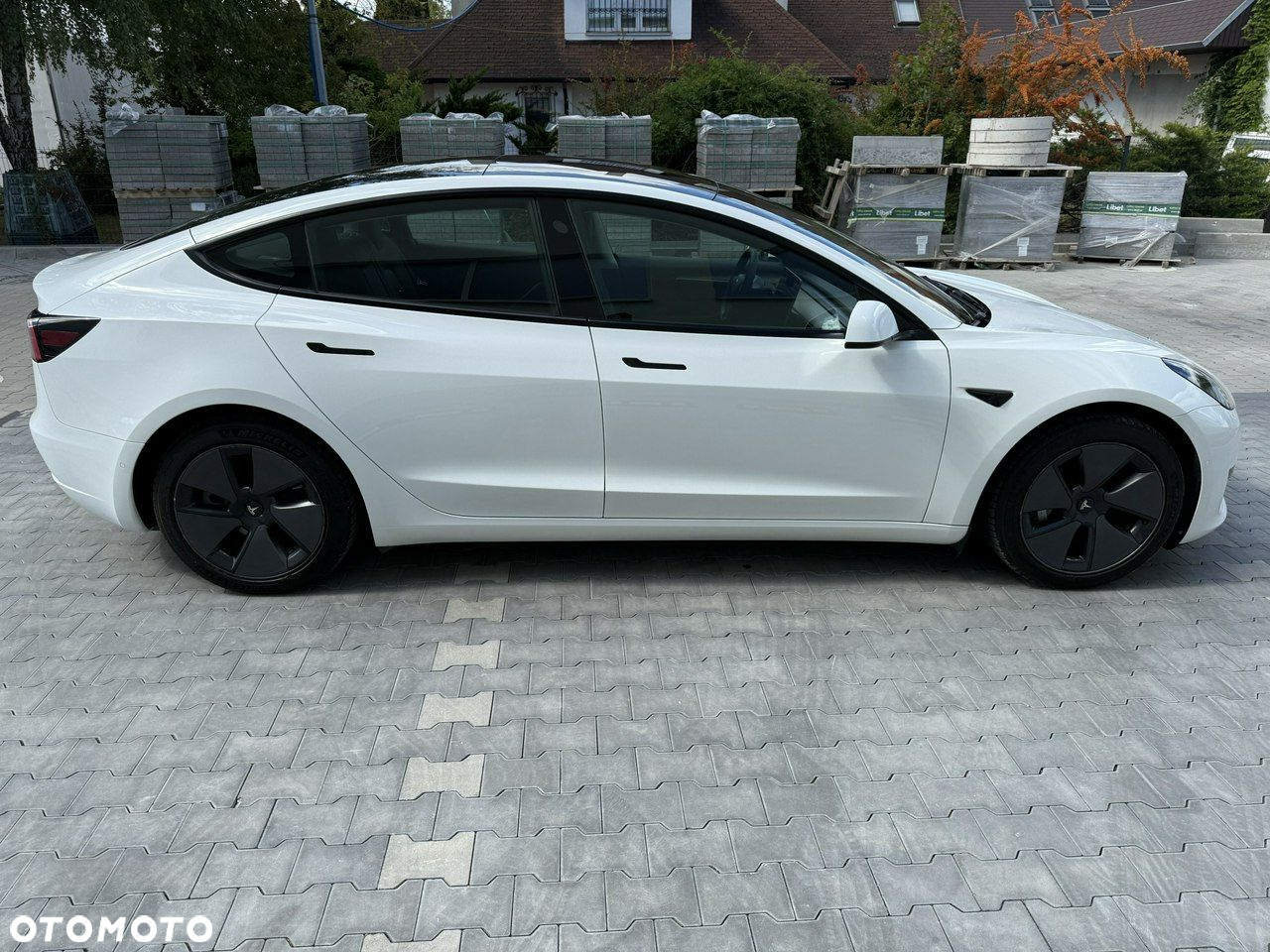 Tesla Model 3 - 14
