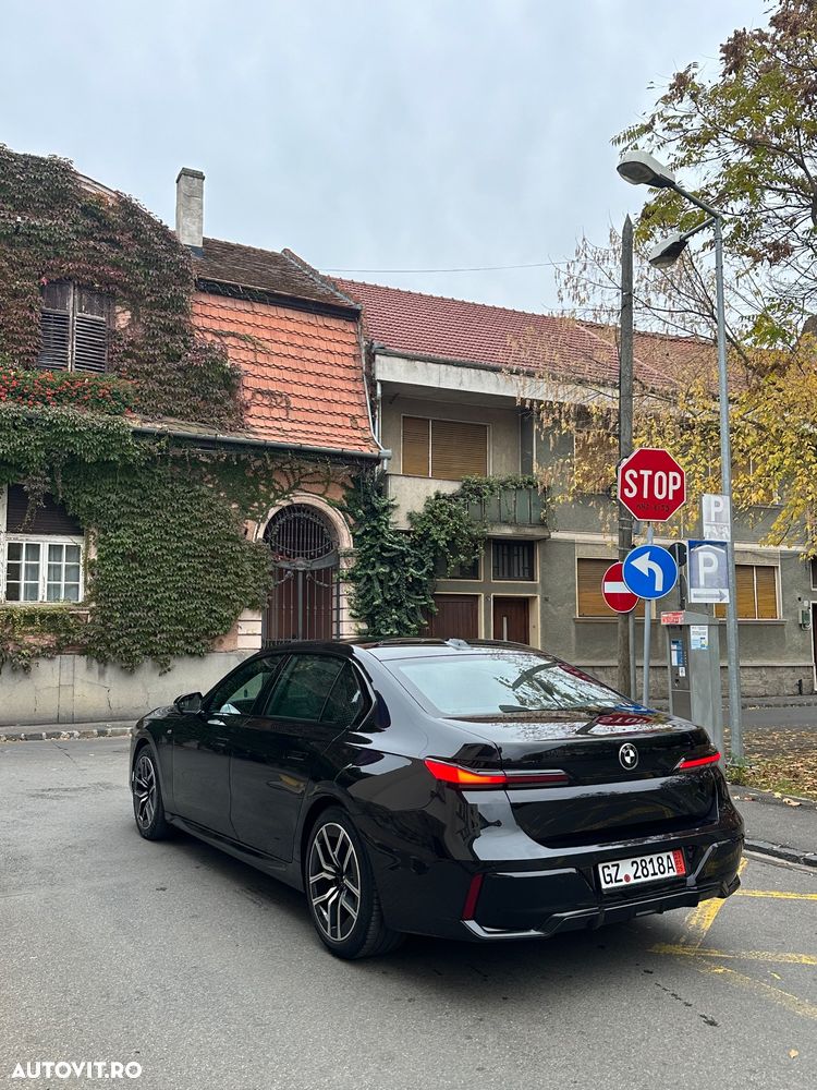 BMW Seria 7 740d xDrive MHEV - 6