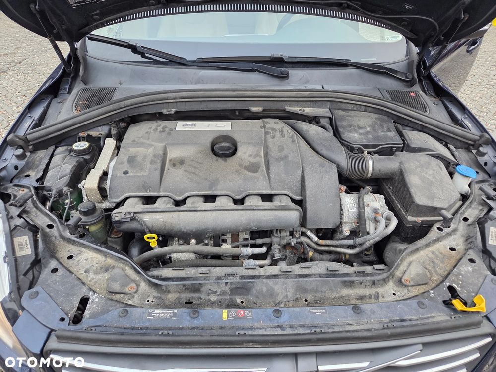 Volvo XC 60 T6 AWD Momentum - 7