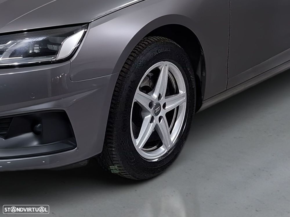 Audi A4 Avant 35 TDI Advanced S tronic - 4