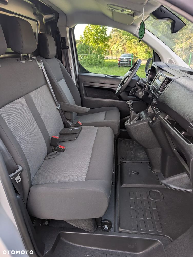 Peugeot Expert - 8