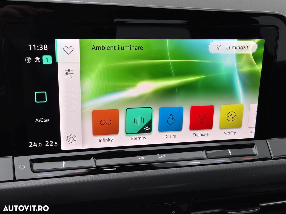 Volkswagen Golf Variant 2.0 TDI SCR DSG Style - 29