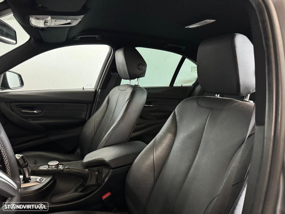 BMW 330 e iPerformance Pack M - 15