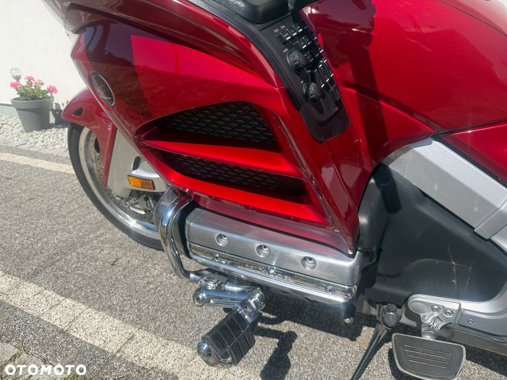 Honda GL - 8