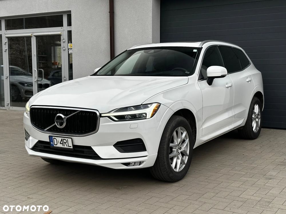 Volvo XC 60 T5 AWD Geartronic Momentum Pro - 1