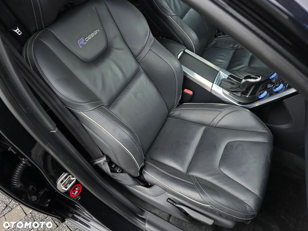 Volvo V60 D4 Geartronic Summum - 29